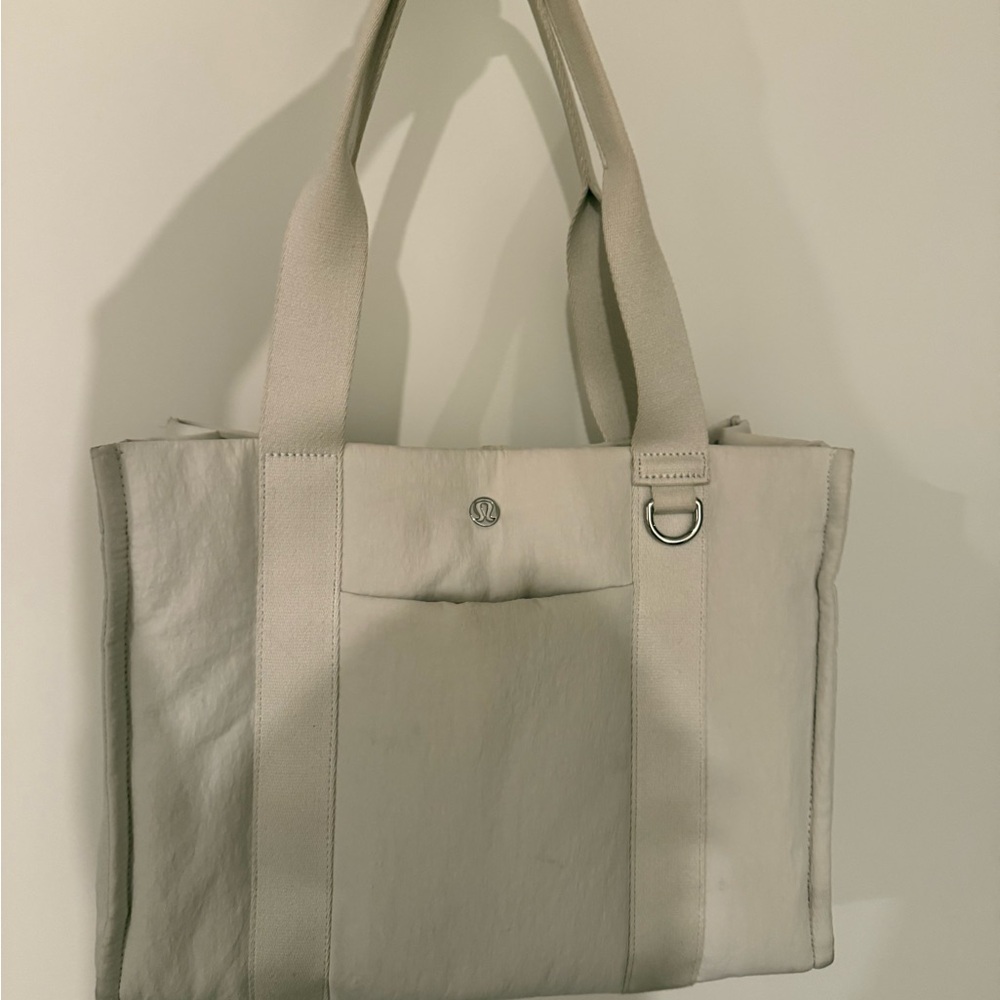 lululemon bone Tote Bag